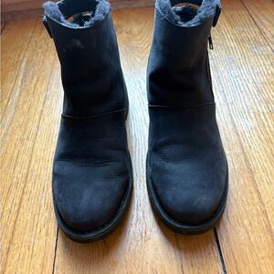 UGG Women’s Black Suede Boots
